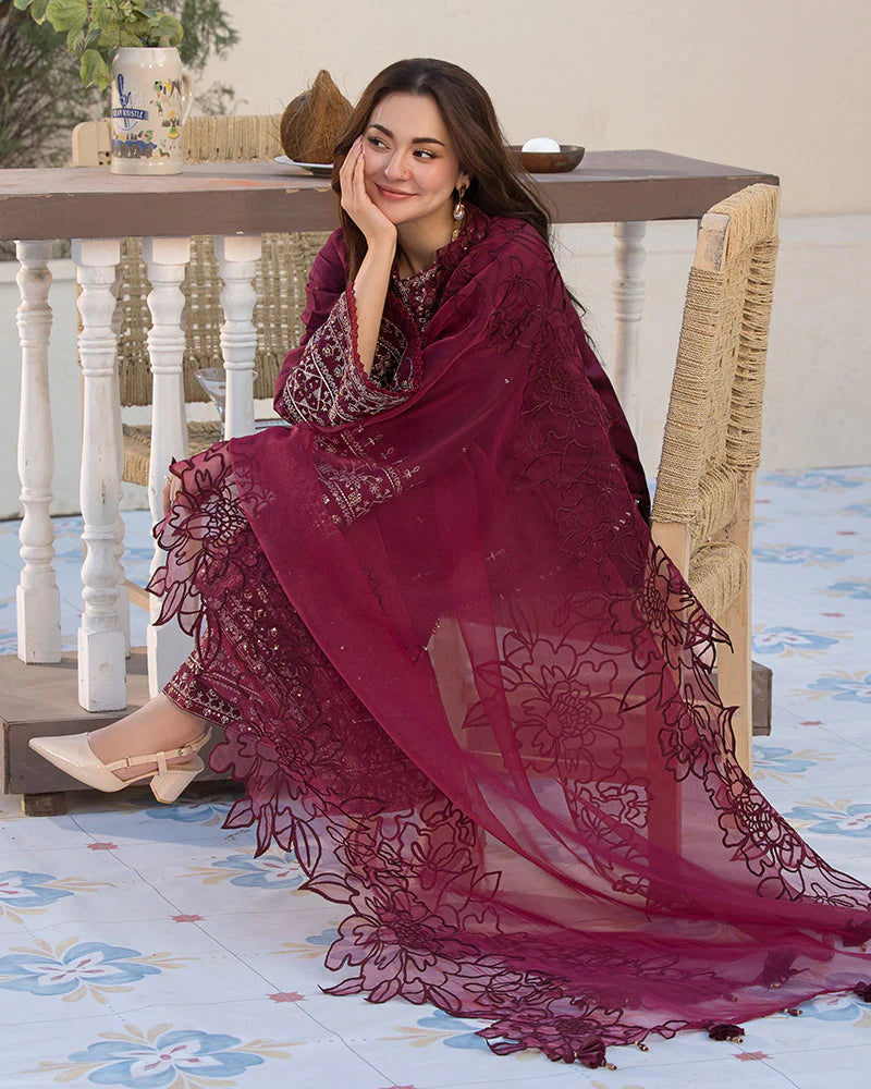 Dhanak Elegance