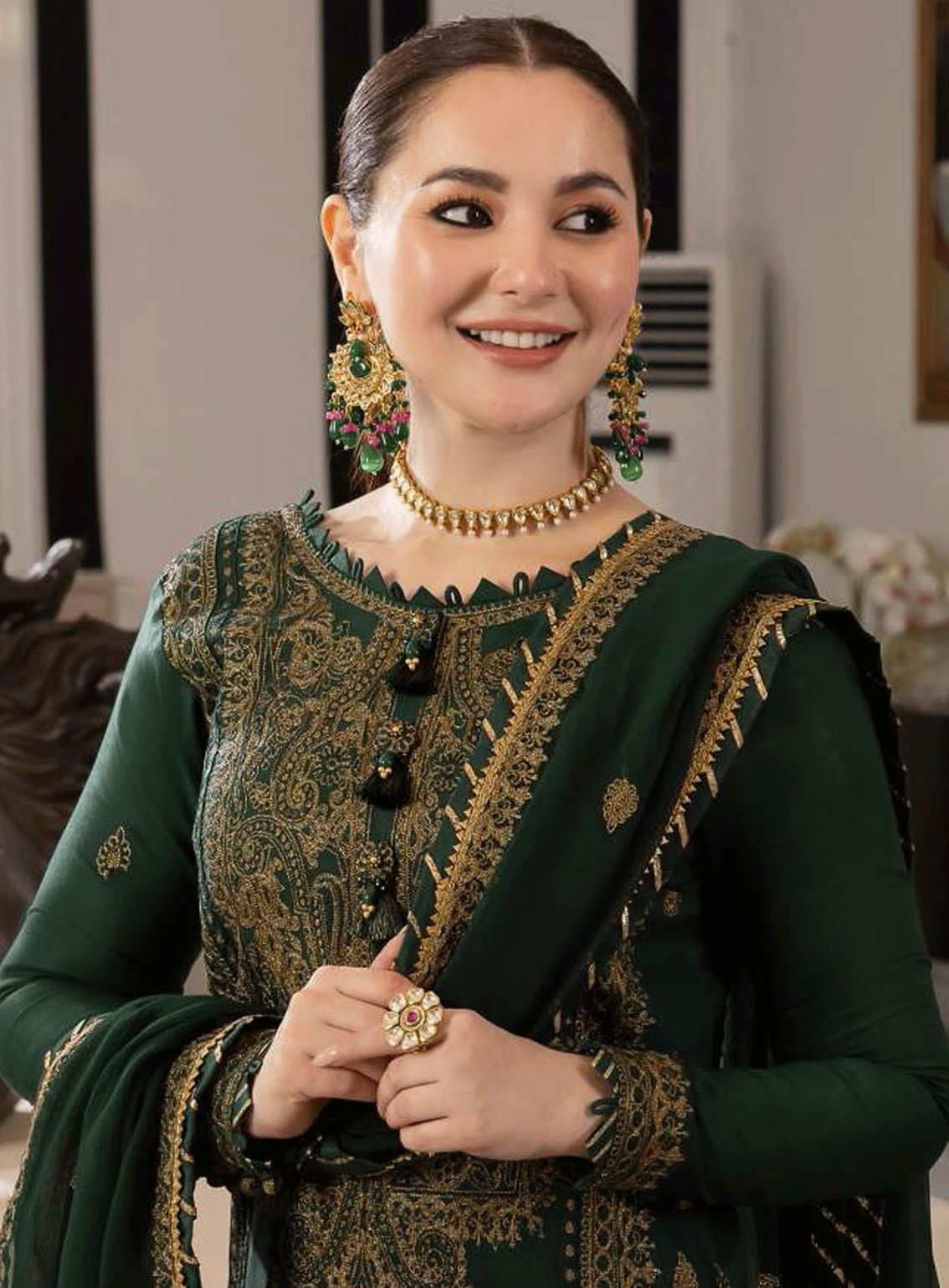 Dhanak Luxe