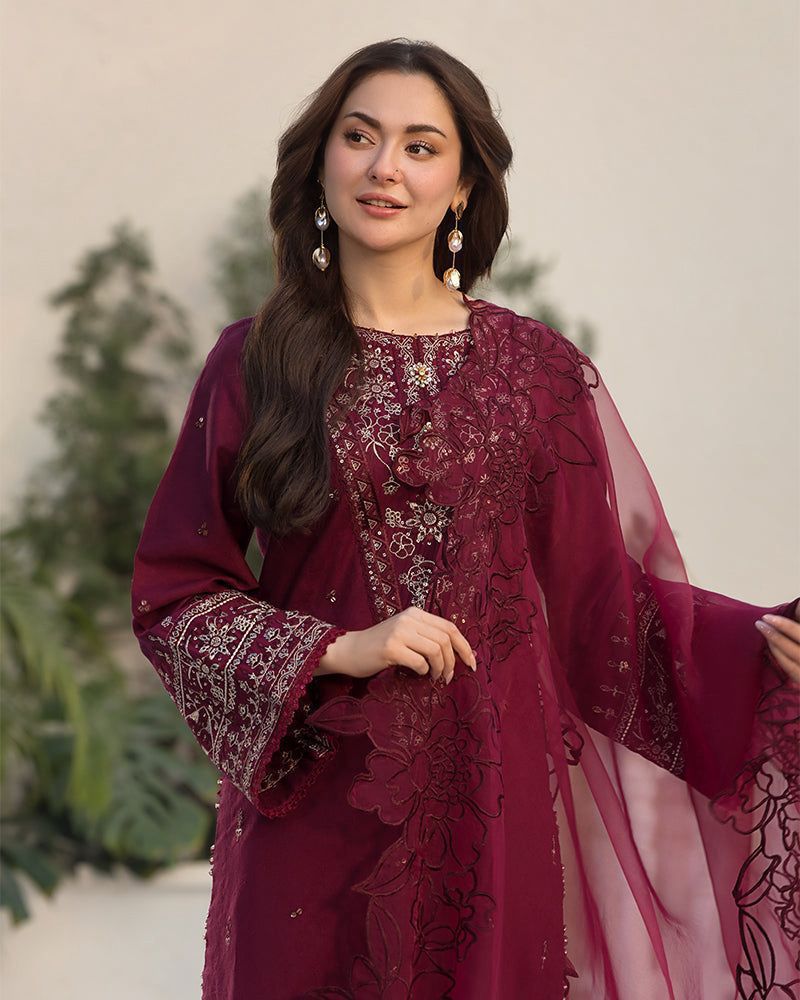 Dhanak Elegance